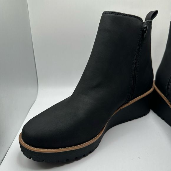CUSHIONAIRE Women's Ilena wedge boot +Memory Foam 10 BLACK - Picture 7 of 7